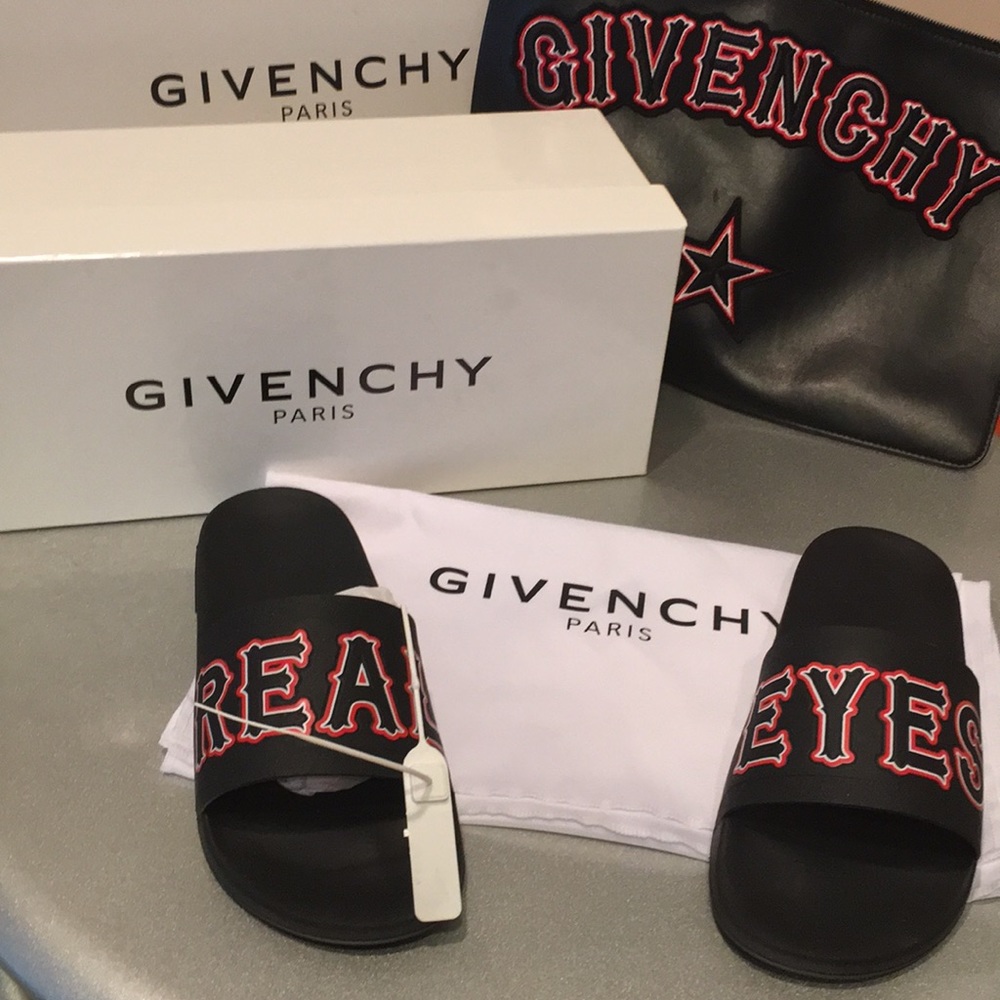 NIB Authentic Givenchy slides. - Picture 1 of 4